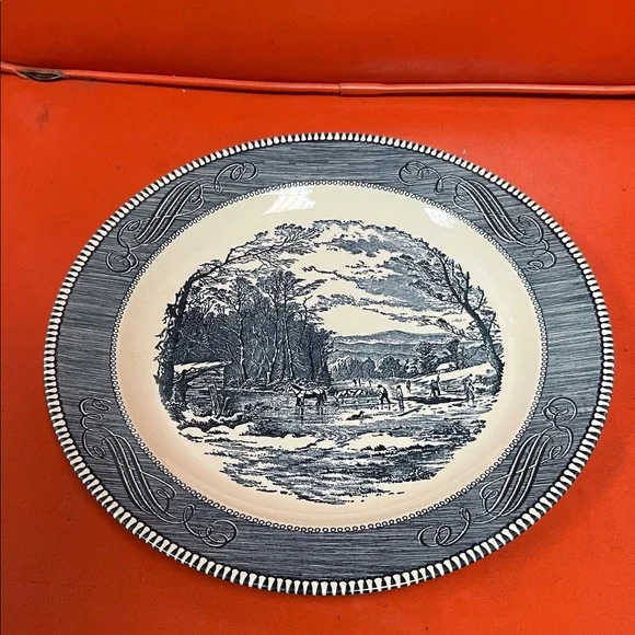 Vintage Scenic Blue and Cream Plate - Picture 1 of 5